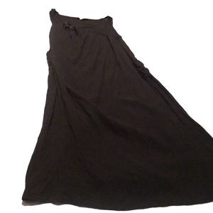 Adrienne .Vittadini Swim dress size large black maxi cover up dress pockets